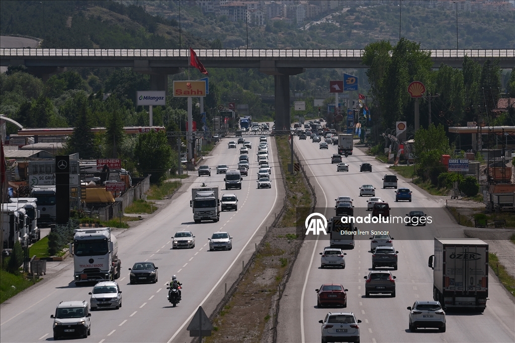 Ankara'da bayram tatili dönüşü başladı