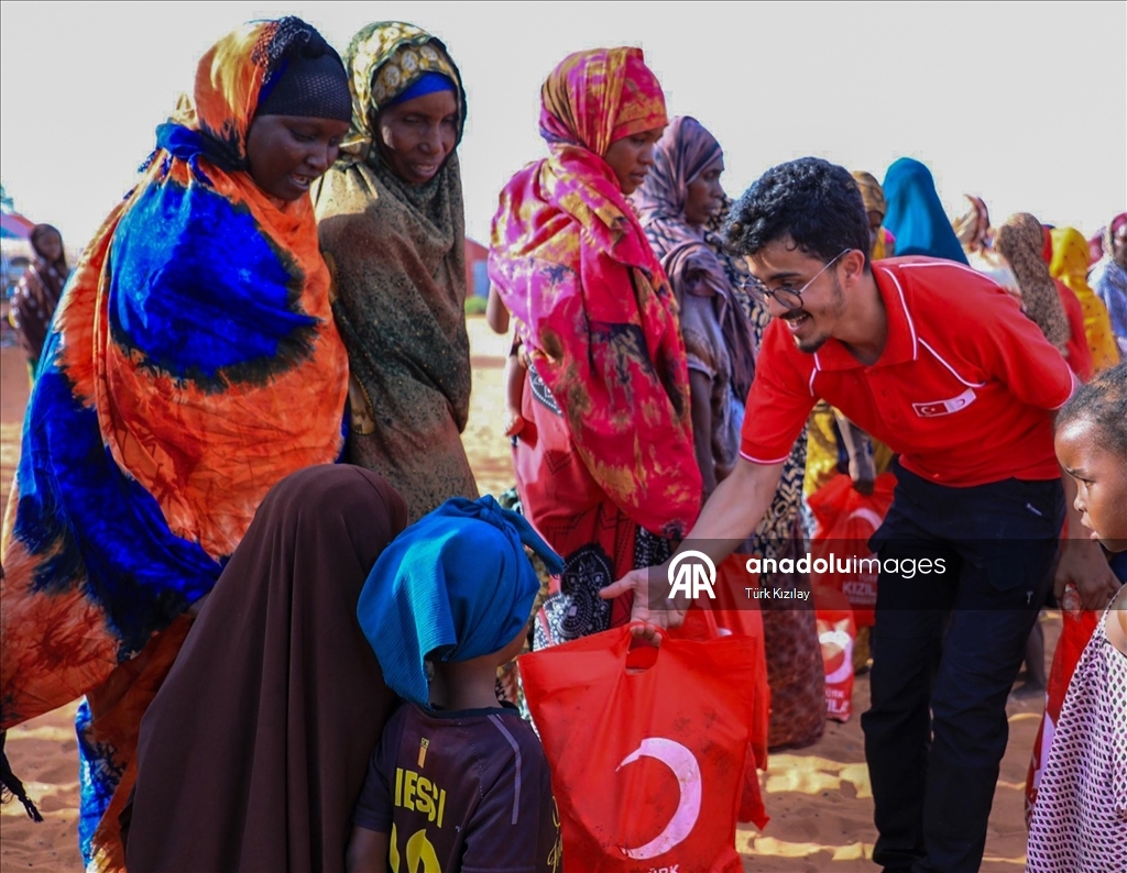 Kızılay kurban emanetlerini ihtiyaç sahiplerine ulaştırdı