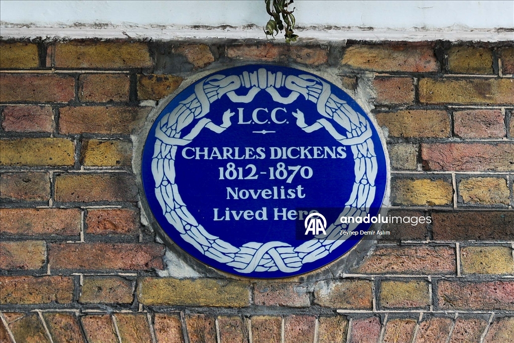 Londra'da Charles Dickens Müzesi, 100. yılında kapılarını ziyaretçilere açtı