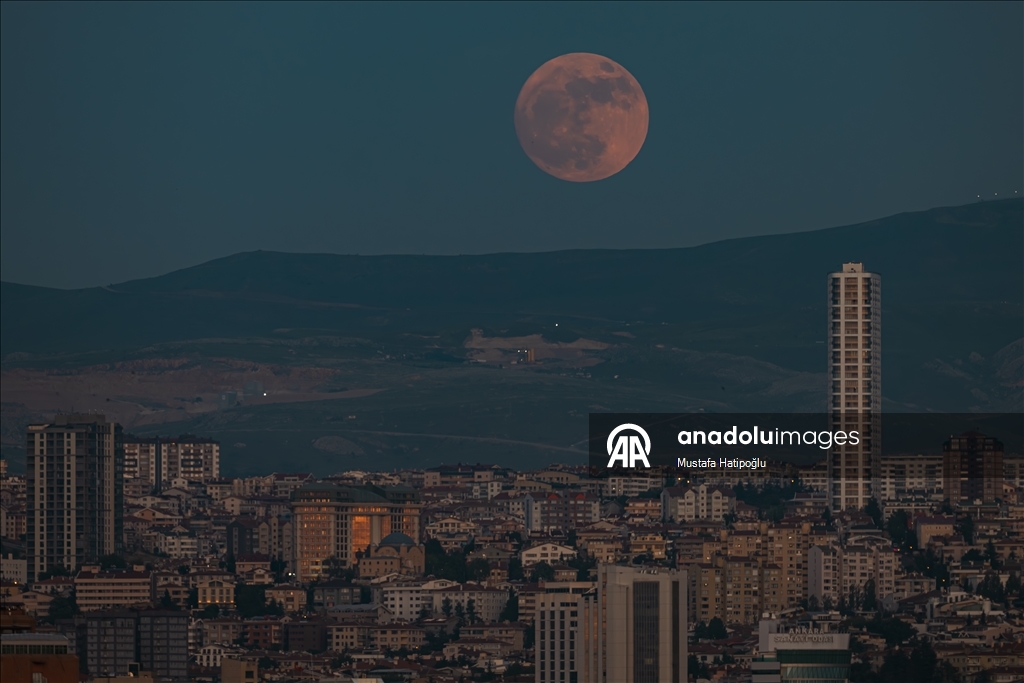 Ankara’da dolunay