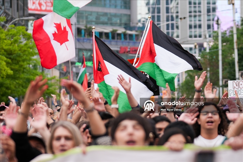 Toronto'da, İsrail'in Gazze’ye yardım götüren "Madleen" gemisine saldırısı protesto edildi 16