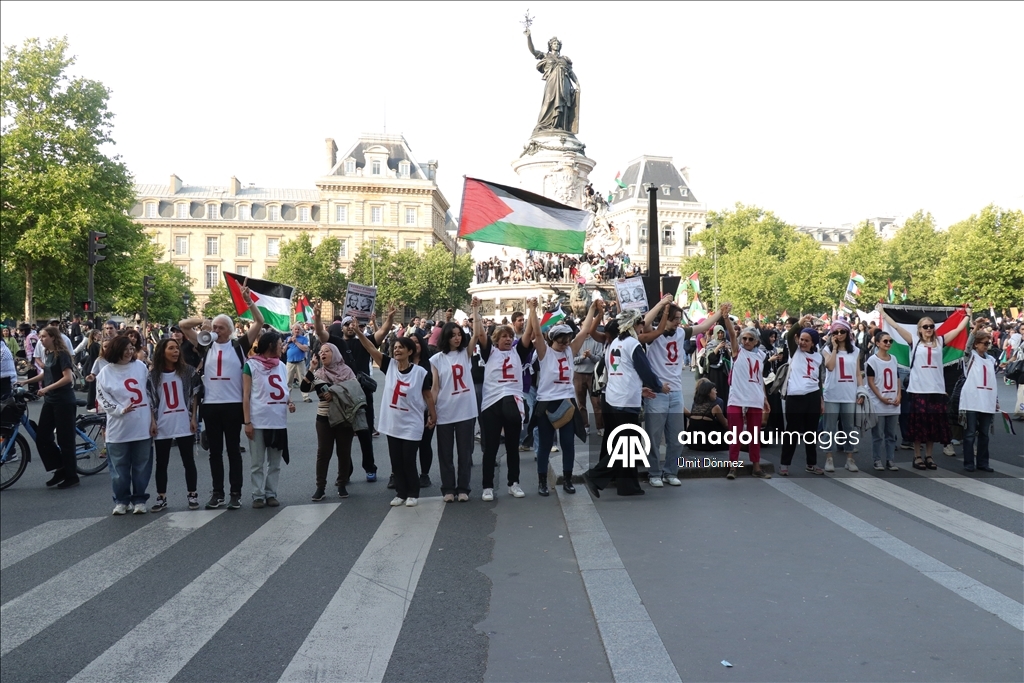 Protest in Paris against Israel's seizure on the “Madleen” ship carrying aid to Gaza