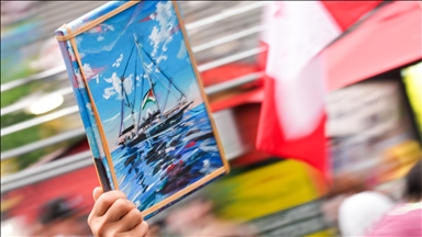 Toronto'da, İsrail'in Gazze’ye yardım götüren "Madleen" gemisine saldırısı protesto edildi