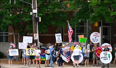 В Шарлотте прошла акция против администрации Трампа
