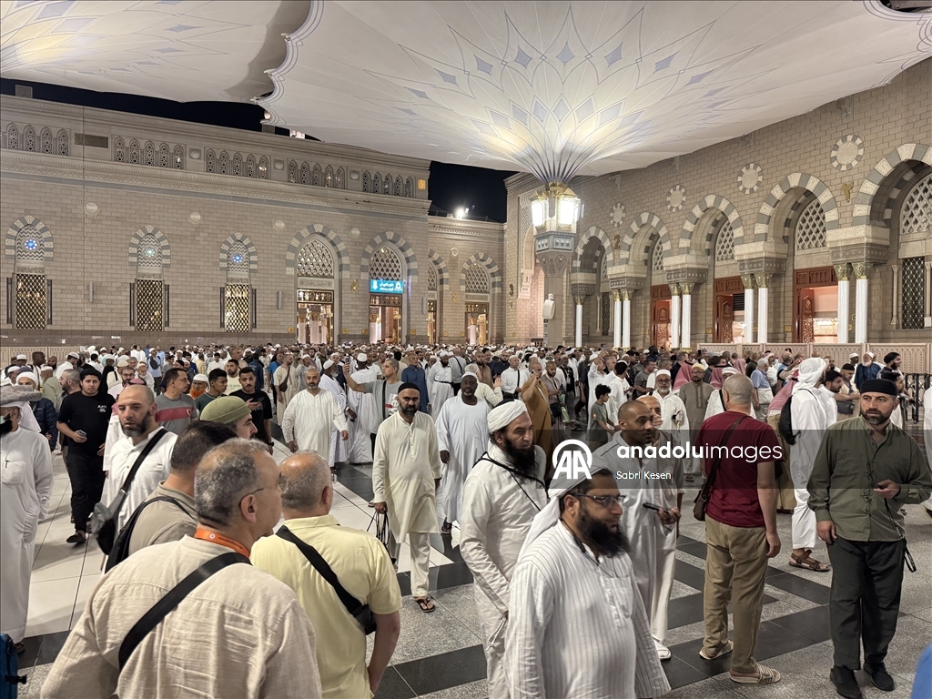 Hacılar, Hazreti Muhammed'in nuruyla aydınlanmış şehir Medine'de