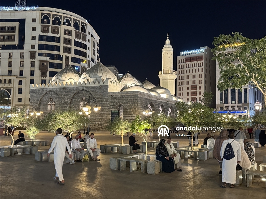 Hacılar, Hazreti Muhammed'in nuruyla aydınlanmış şehir Medine'de