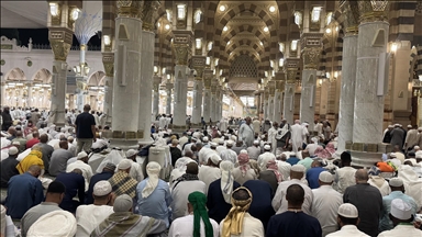 Hacılar, Hazreti Muhammed'in nuruyla aydınlanmış şehir Medine'de