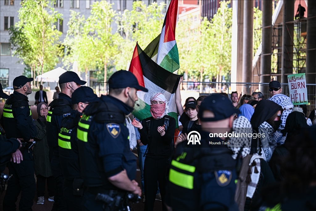 Lahey'de İsrail'in “Madleen ”i alıkoymasına karşı düzenlenen gösteriye Hollanda polisi müdahale etti