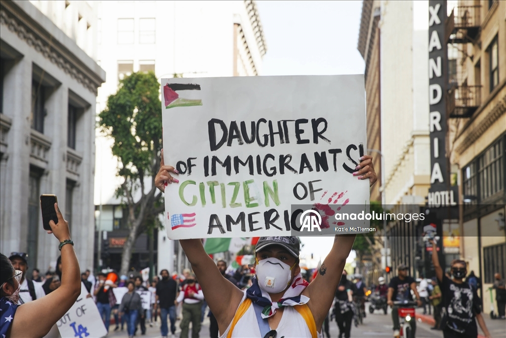 Los Angeles'ta ICE karşıtı gösteriler sürüyor