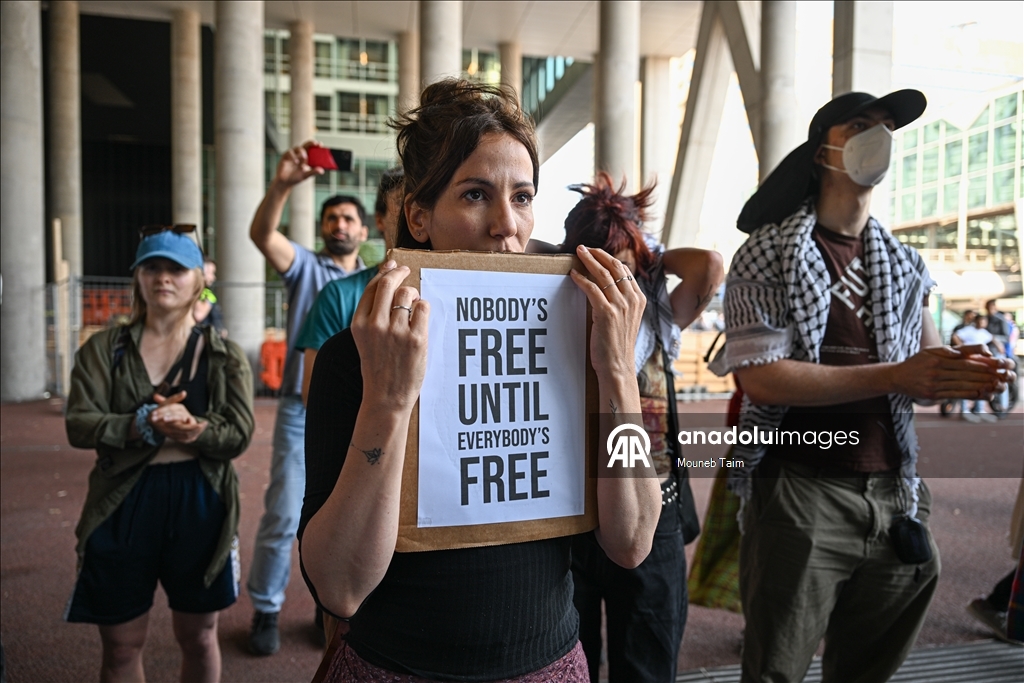 Lahey'de İsrail'in “Madleen ”i alıkoymasına karşı düzenlenen gösteriye Hollanda polisi müdahale etti