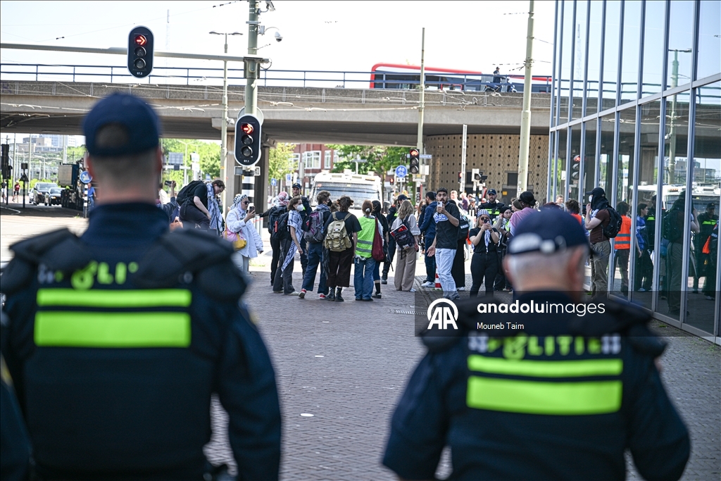 Lahey'de İsrail'in “Madleen ”i alıkoymasına karşı düzenlenen gösteriye Hollanda polisi müdahale etti