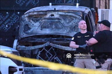В Нью-Йорке подожгли автомобили полиции Нью-Йорка на полицейской стоянке в Бруклине