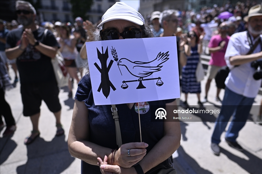 İspanya'da 125 kentte Filistin'e destek gösterileri düzenlendi