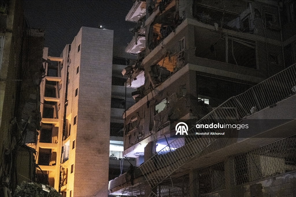 İsrail’in Bat Yam kentinde füze saldırısı: Hasar ve kurtarma çalışmaları sürüyor