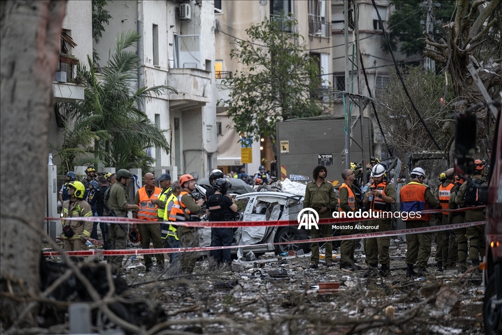 İsrail'in İran'a yönelik hava saldırıları devam ediyor 42