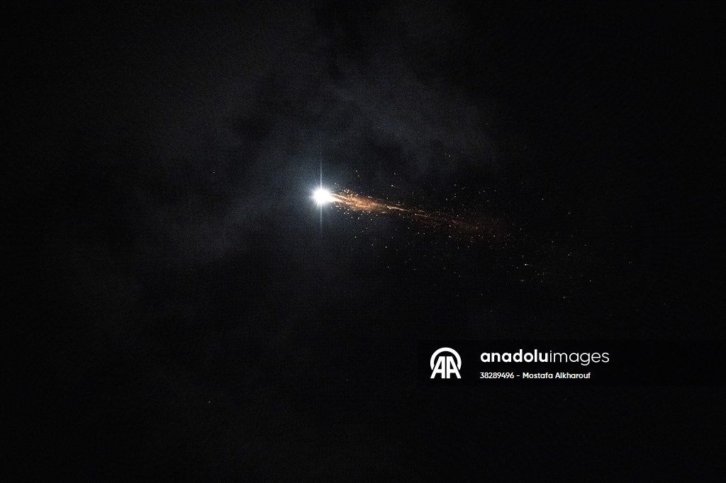 Cúpula de Hierro intercepta misil iraní sobre Tel Aviv