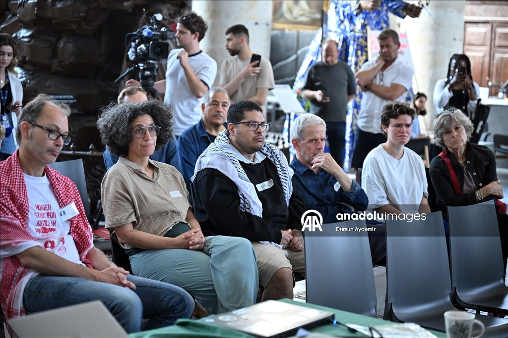 Hunger strike for Palestine at Brussels church