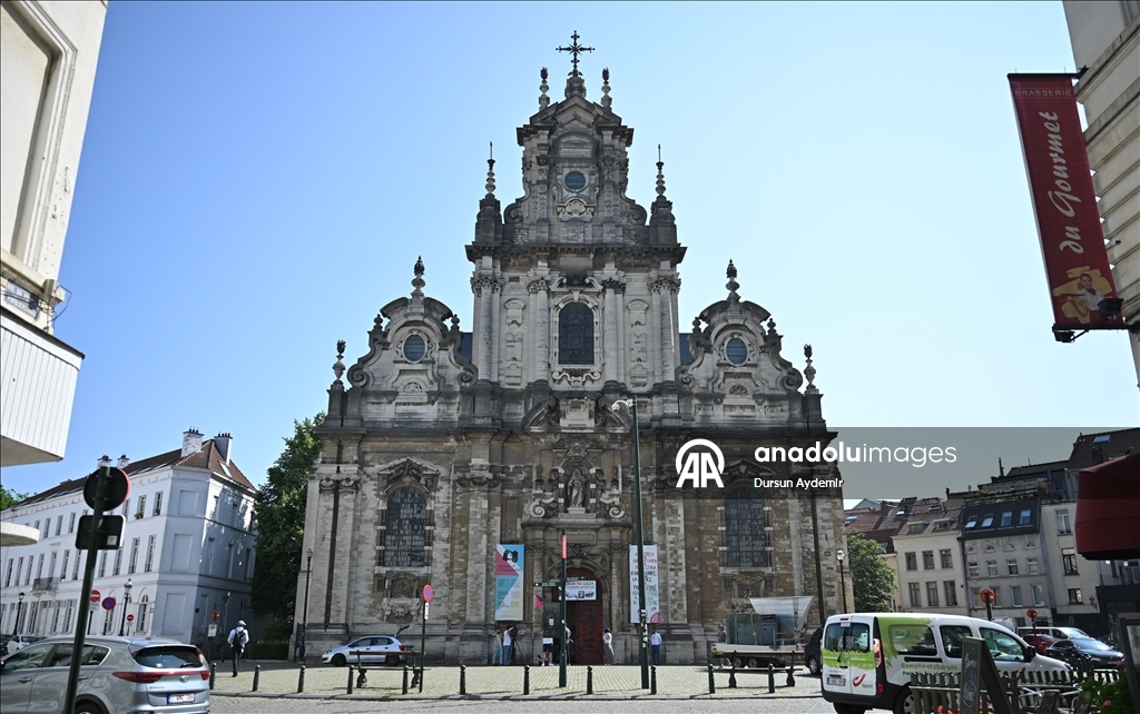 Hunger strike for Palestine at Brussels church