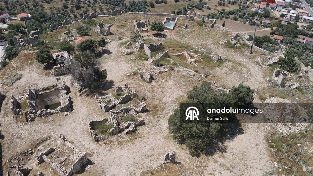 Beçin Antik Kenti'ndeki kazı çalışmaları devam ediyor