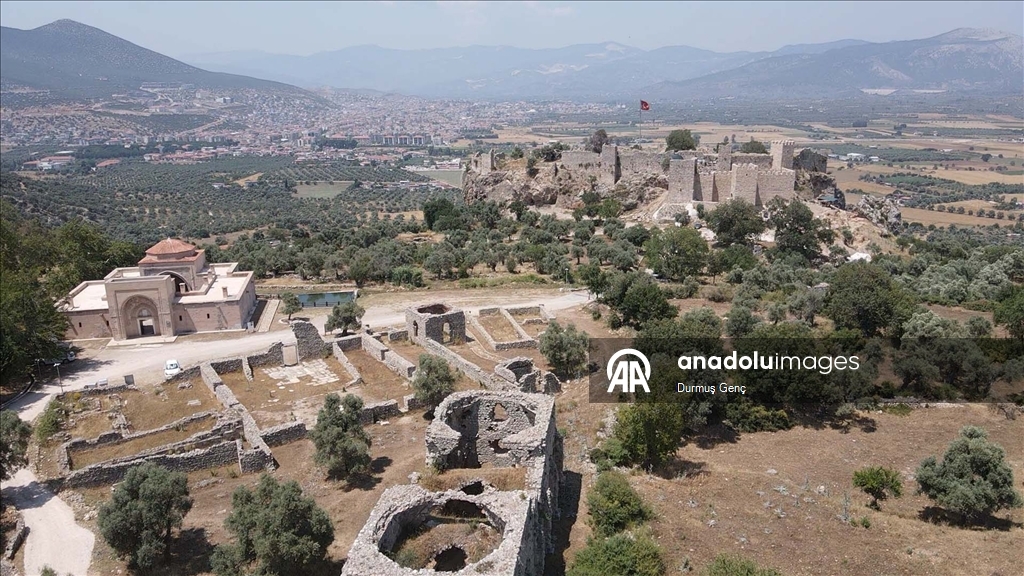 Beçin Antik Kenti'ndeki kazı çalışmaları devam ediyor
