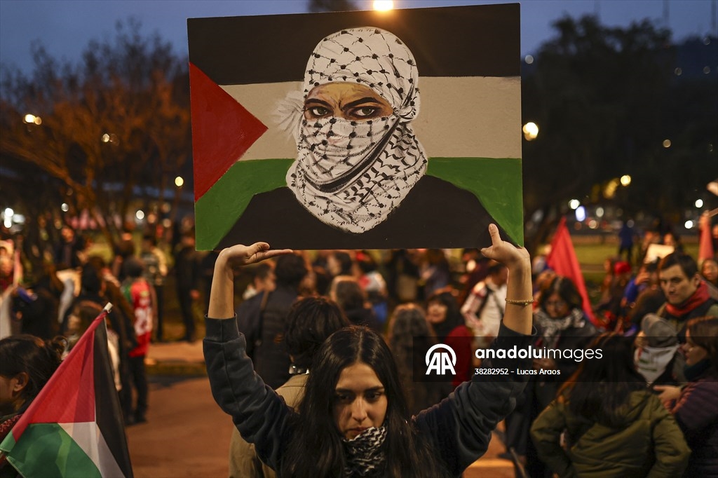 Manifestantes pro palestinos se movilizan en Santiago, Chile