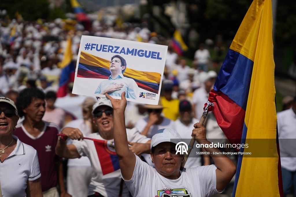 Colombia: Los Caleños salen a las calles para exigir el fin de la violencia 2