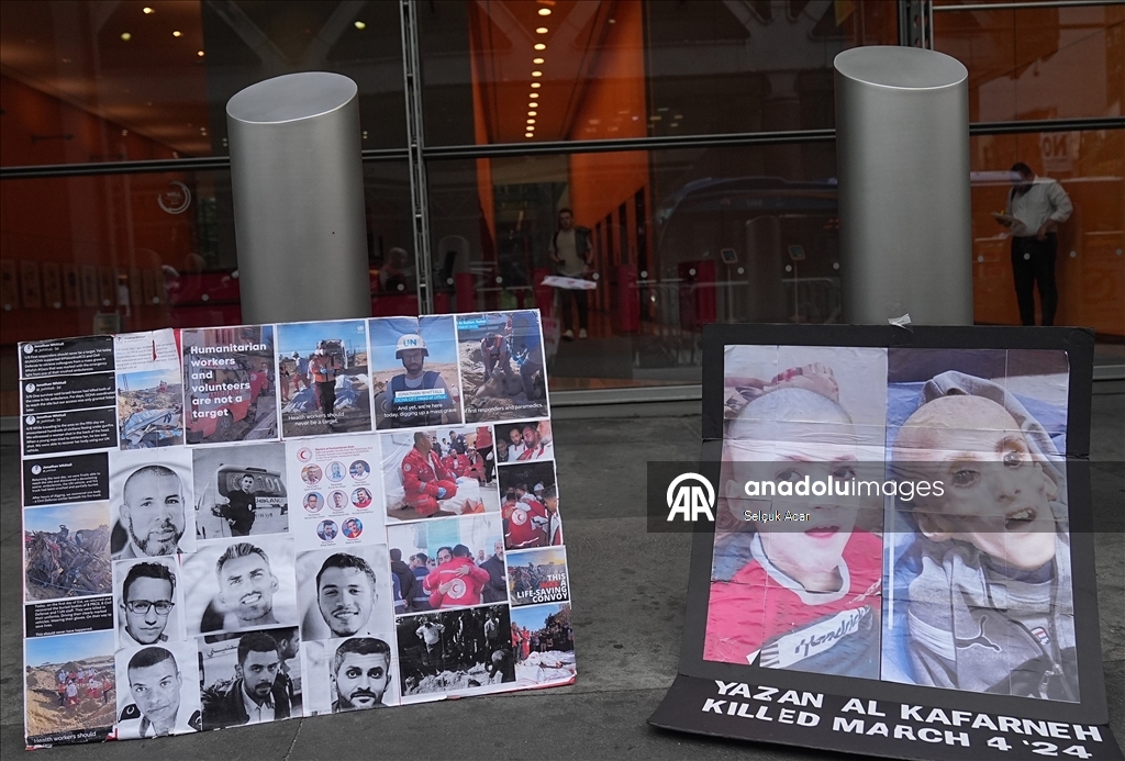 Filistin yanlısı göstericiler, New York Times’ın İsrail yanlısı tutumunu protesto etti