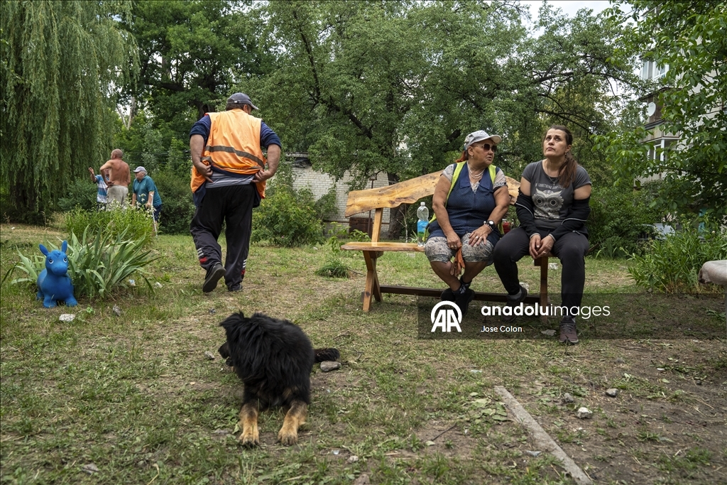 Rusya'nın Svyatogorsk kentine düzenlediği saldırılarda 5 kişi yaralandı