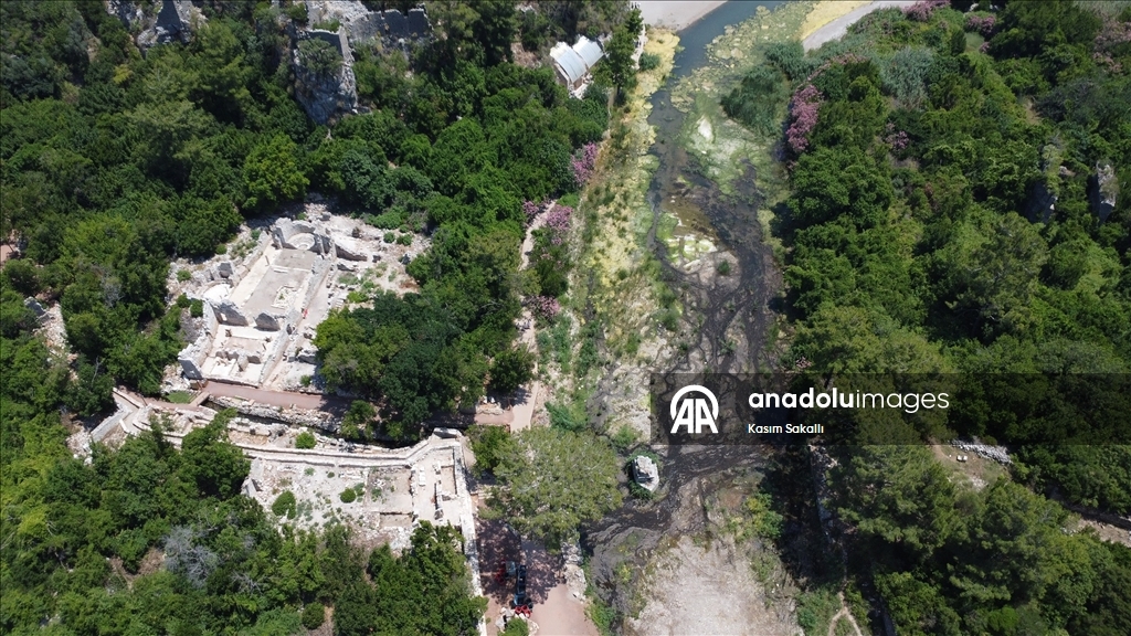 Olympos Antik Kenti'nde tarihe ışık tutan yeni mozaikler bulundu 9