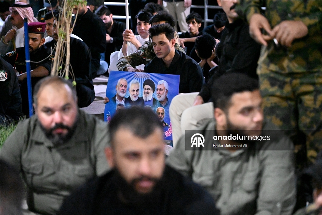В Басре прошла коллективная молитва в поддержку Ирана