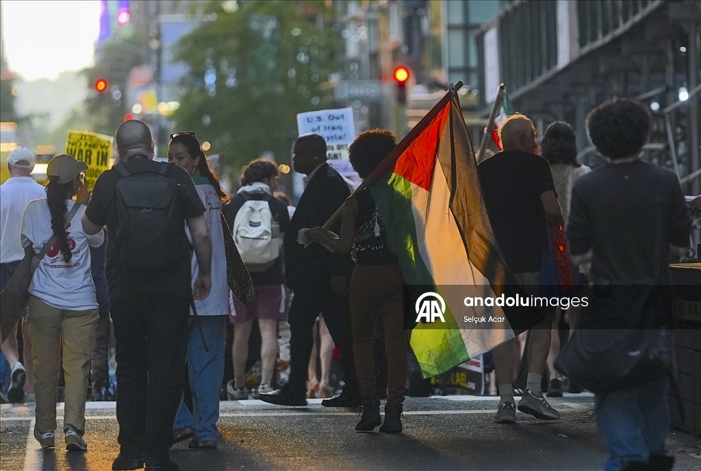 В Нью-Йорке прошла акция против войны с Ираном
