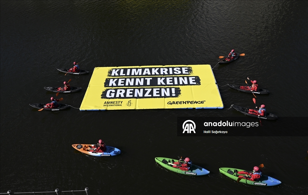 Greenpeace провела акцию по случаю Всемирного дня беженцев