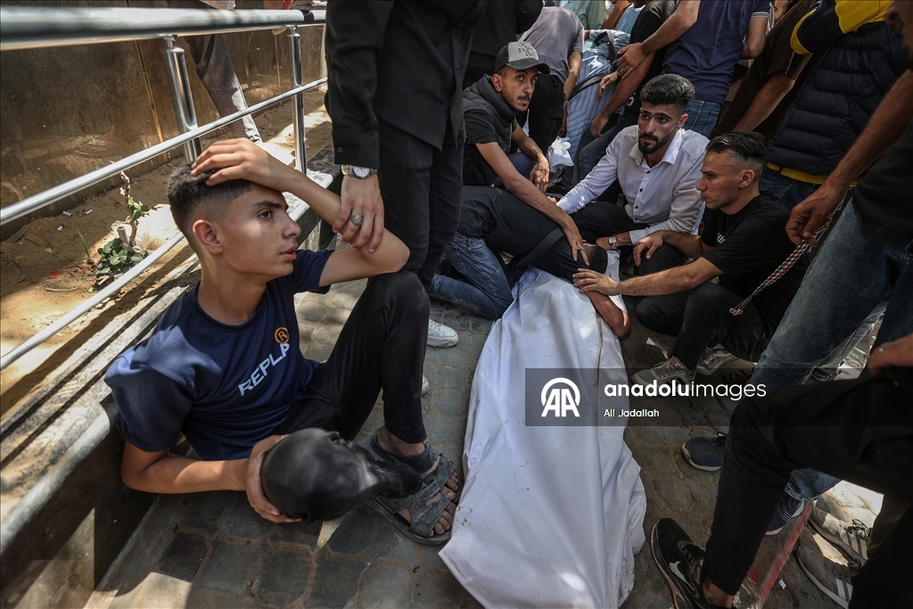 İsrail'in Gazze'ye yönelik saldırıları sürüyor 17