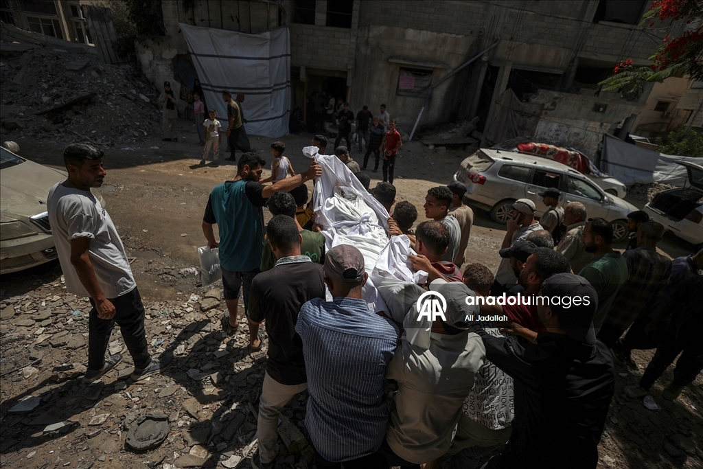 İsrail'in Gazze'ye yönelik saldırıları sürüyor 15