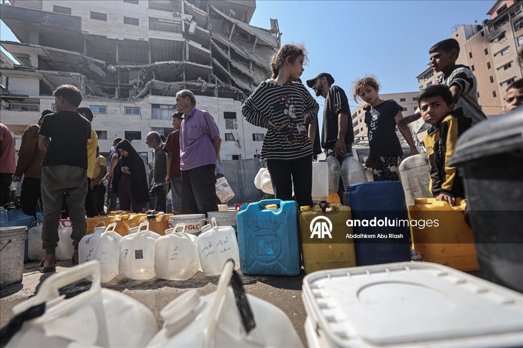 İsrail saldırıları altındaki Gazze'de su krizi devam ediyor 8