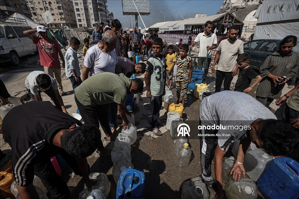 İsrail saldırıları altındaki Gazze'de su krizi devam ediyor 9