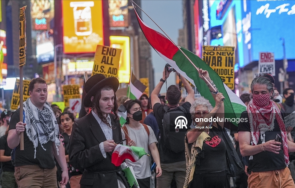 В Нью-Йорке прошла акция против войны с Ираном