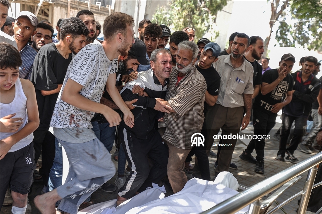 İsrail'in Gazze'ye yönelik saldırıları sürüyor 16