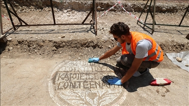 Olympos Antik Kenti'nde tarihe ışık tutan yeni mozaikler bulundu