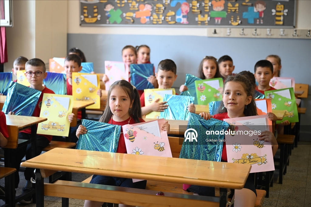 Okullarda karne heyecanı