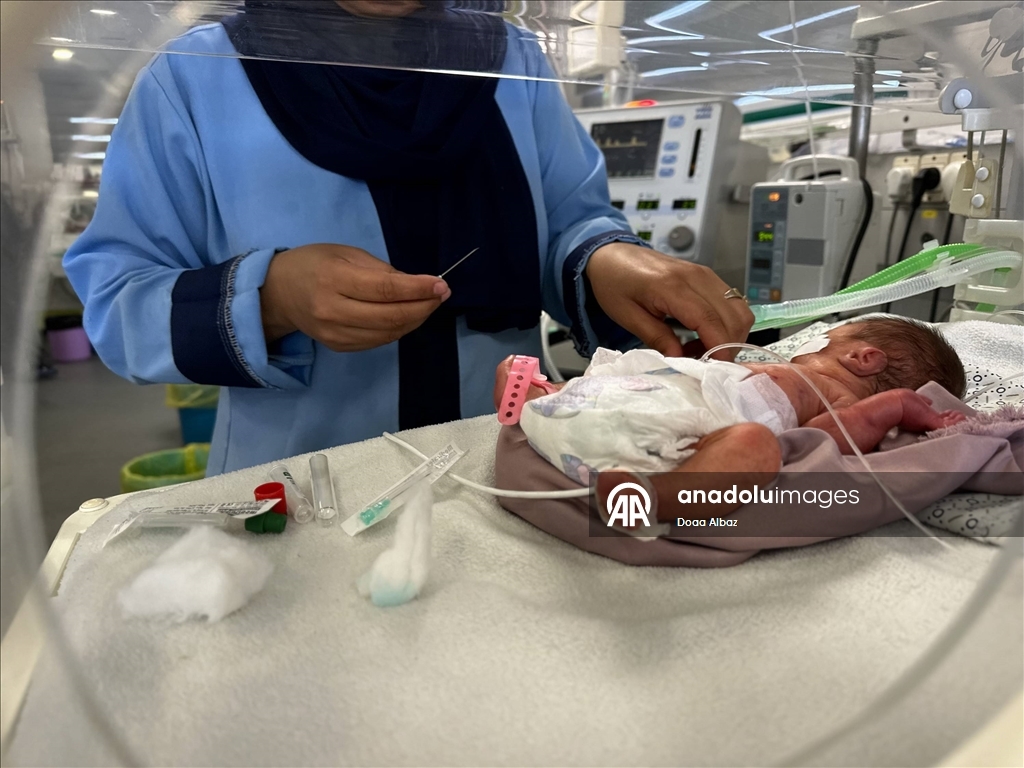 Gazze'de prematüre bebekler hayatta kalma mücadelesi veriyor