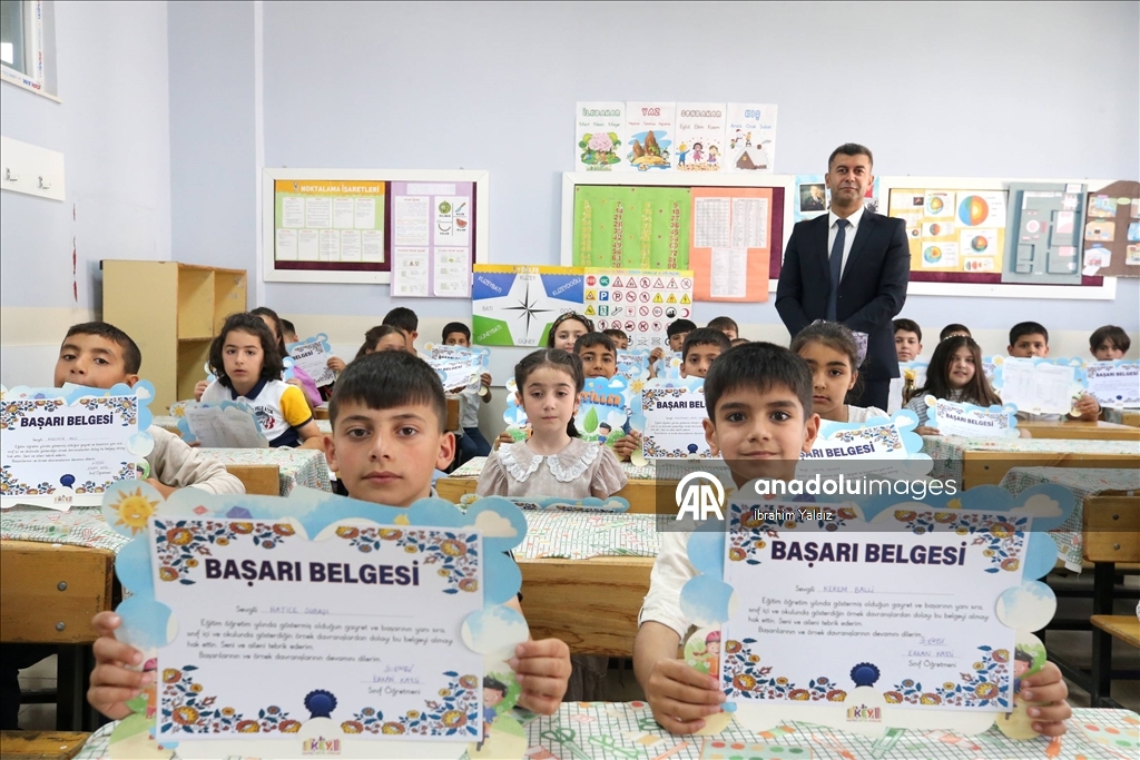 Okullarda karne heyecanı