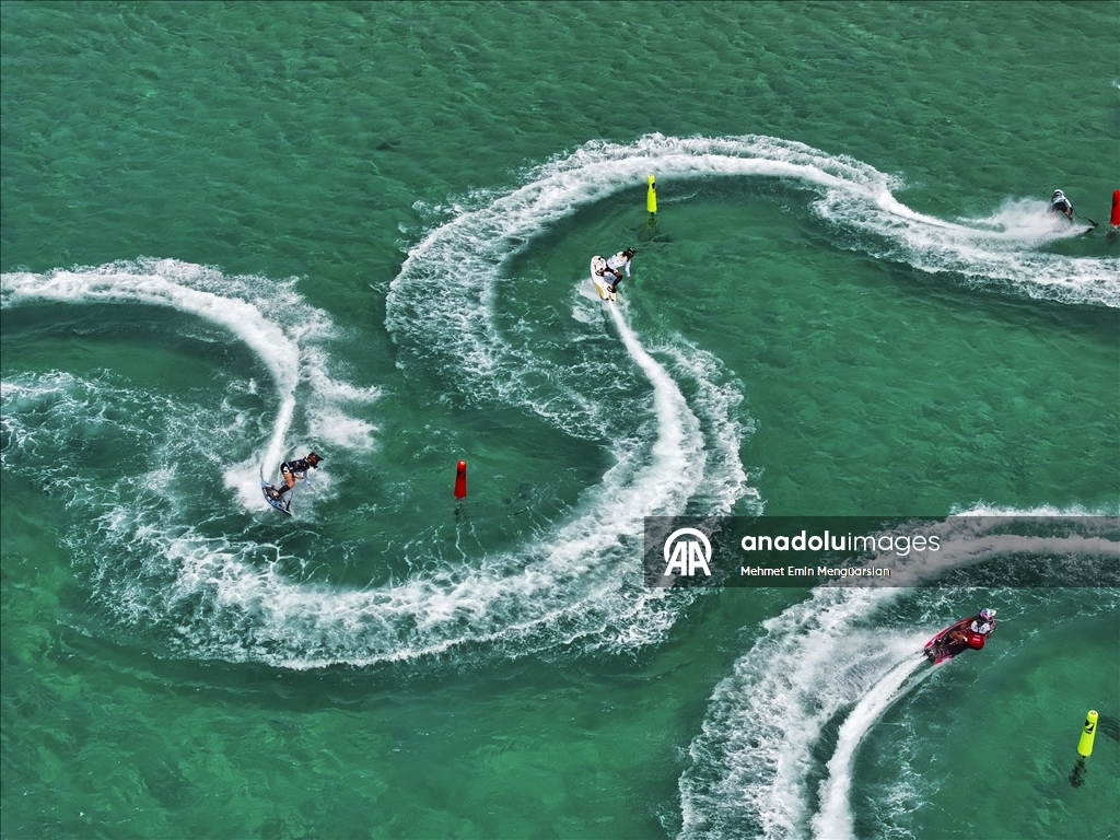 Dünya Motosurf Şampiyonası, Çeşme'de başladı
