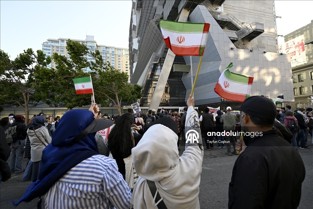 ABD'nin San Francisco kentinde ‘İran'da Savaşa Hayır’ protestosu düzenlendi