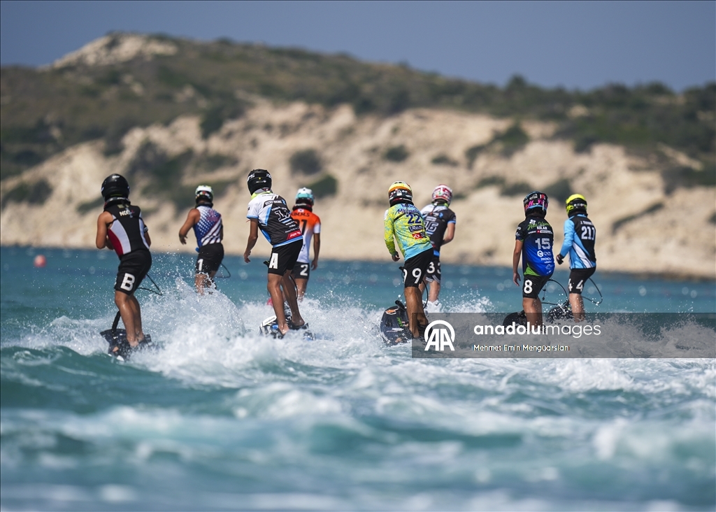 Dünya Motosurf Şampiyonası, Çeşme'de başladı