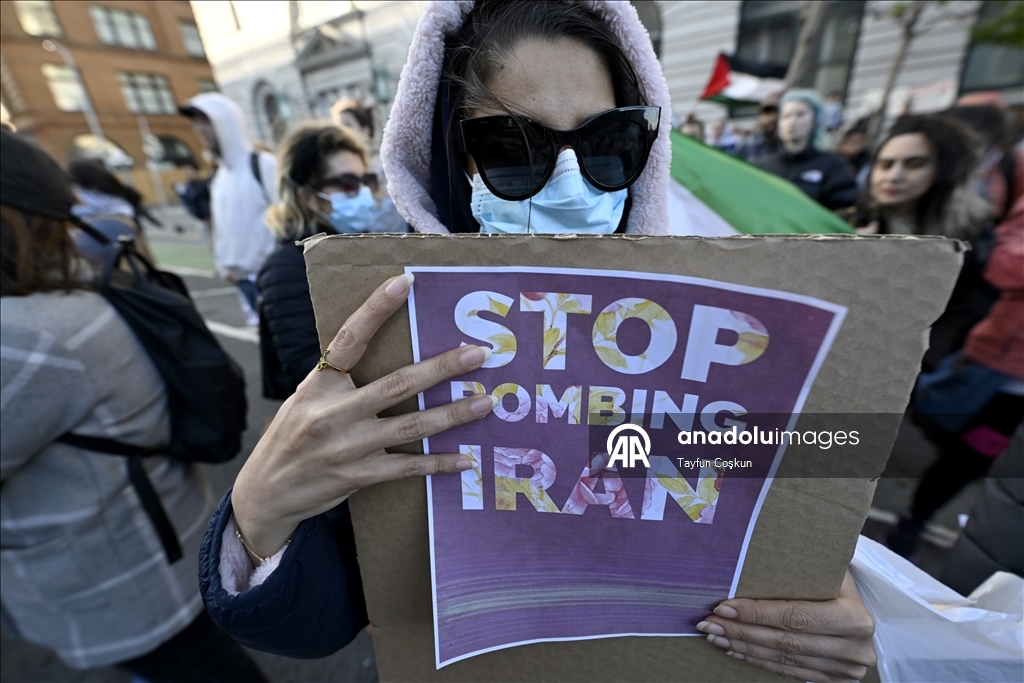 ABD'nin San Francisco kentinde ‘İran'da Savaşa Hayır’ protestosu düzenlendi