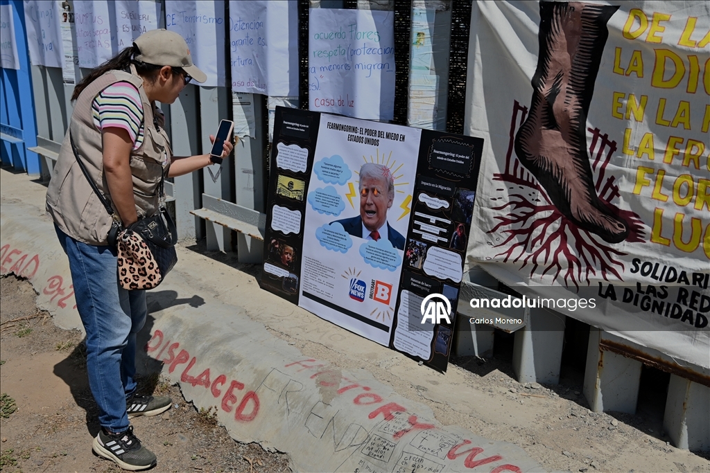 ABD-Meksika sınırında Dünya Mülteciler Günü gösterisi düzenlendi