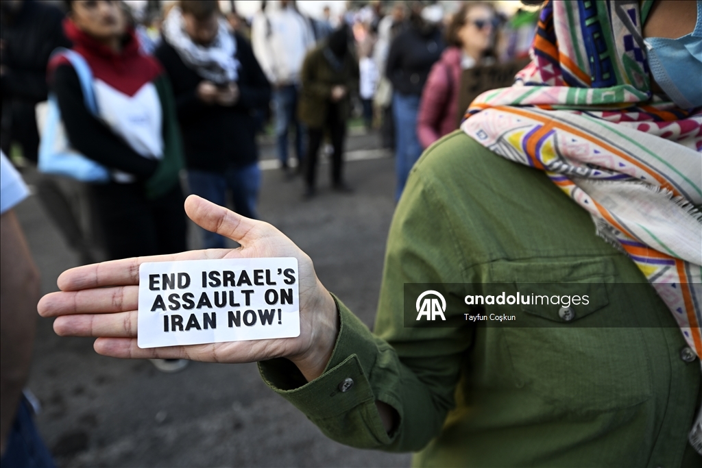 ABD'nin San Francisco kentinde ‘İran'da Savaşa Hayır’ protestosu düzenlendi