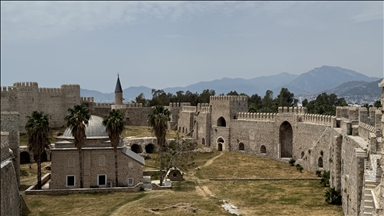 Tarih ve lezzetin buluştuğu şehir Mersin, gezginlerin uğrak noktası oluyor