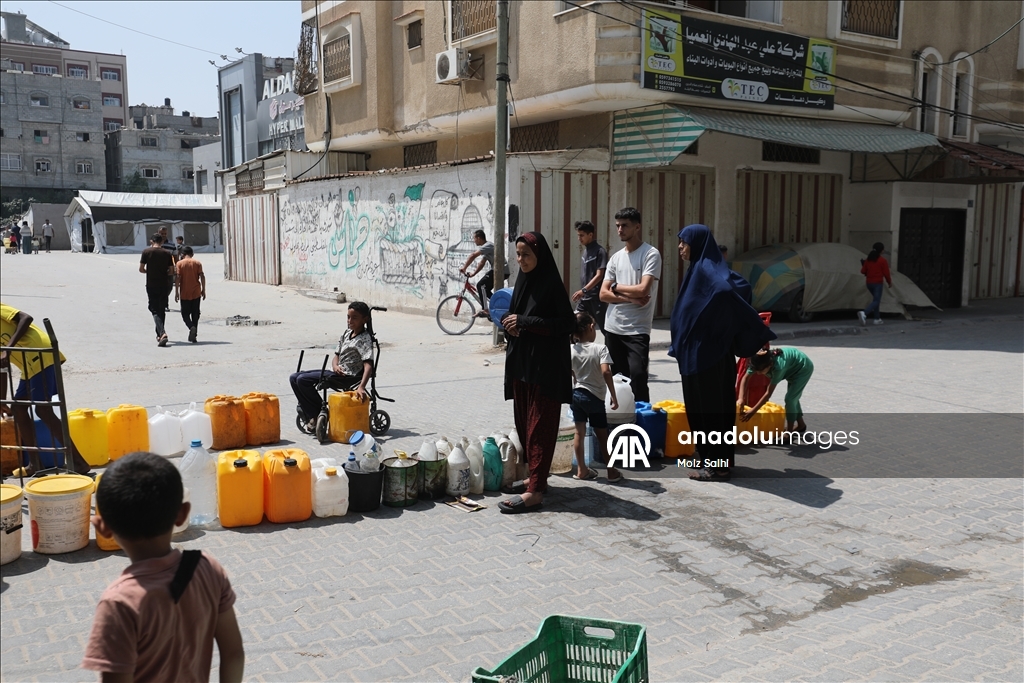 غزة.. آبار مياه معطلة وبنية تحتية مدمرة